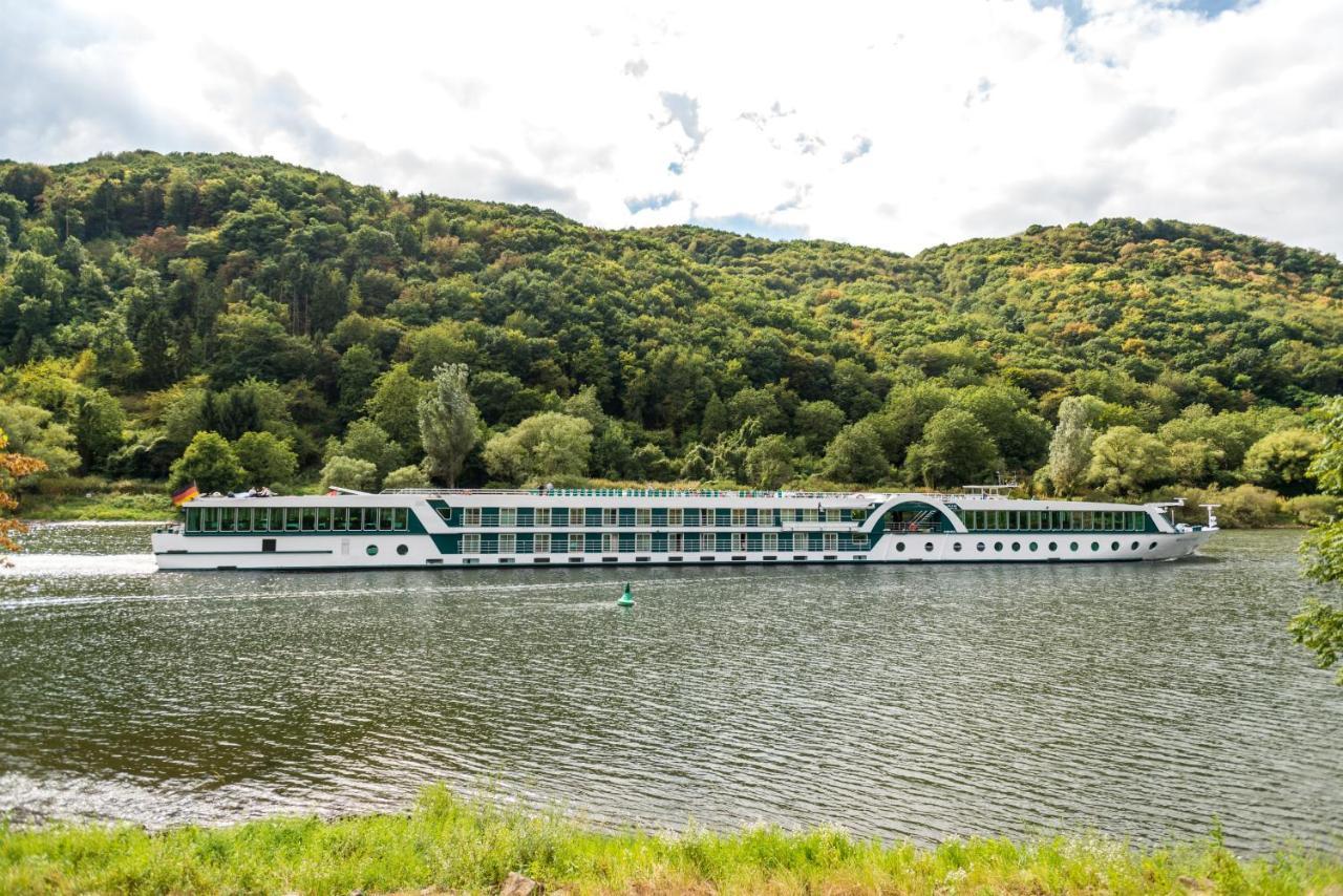 Moselromantik-Hotel Zum Loewen Ediger-Eller Exteriör bild
