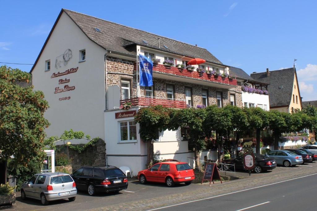 Moselromantik-Hotel Zum Loewen Ediger-Eller Exteriör bild