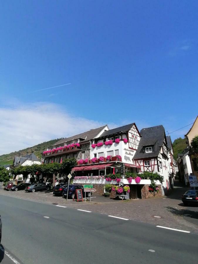 Moselromantik-Hotel Zum Loewen Ediger-Eller Exteriör bild