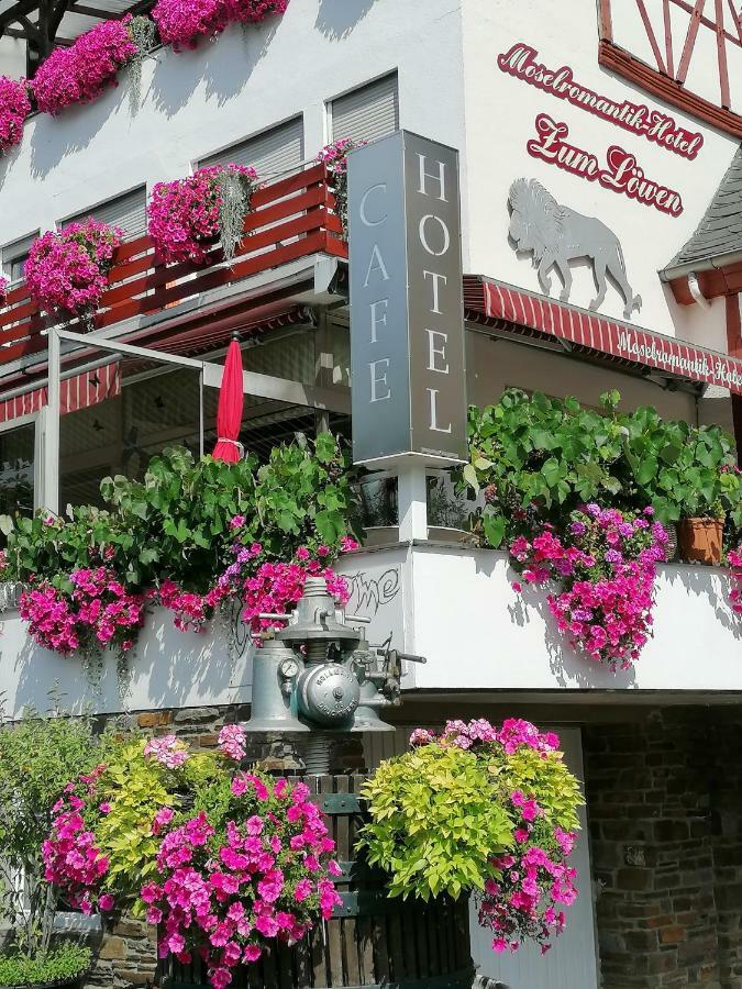 Moselromantik-Hotel Zum Loewen Ediger-Eller Exteriör bild